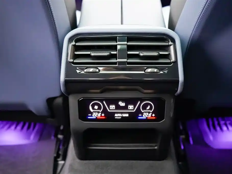 BMW BMW i5 2024 eDrive 35L Premium M Sport Package 2024 - thumbnail 23