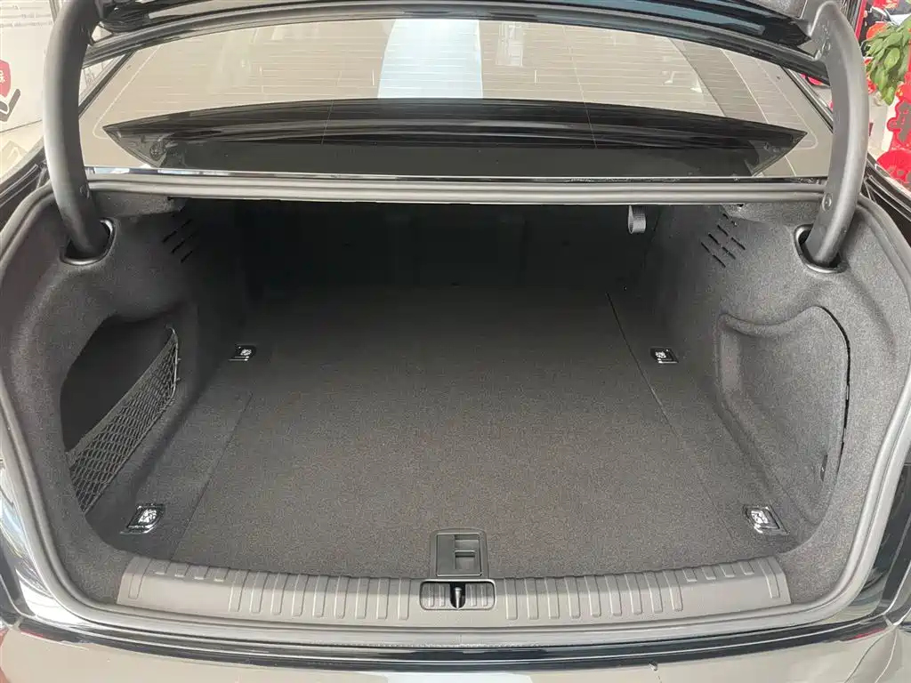 Audi Audi A6L 2024 45 TFSI Premium Elegant 2024 - thumbnail 28