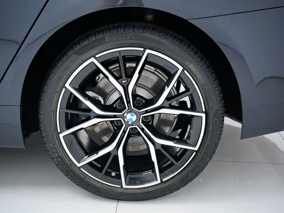 BMW BMW 5 Series 2021 Model Year Facelift 530Li Premium M Sport Package 2021 - thumbnail 19