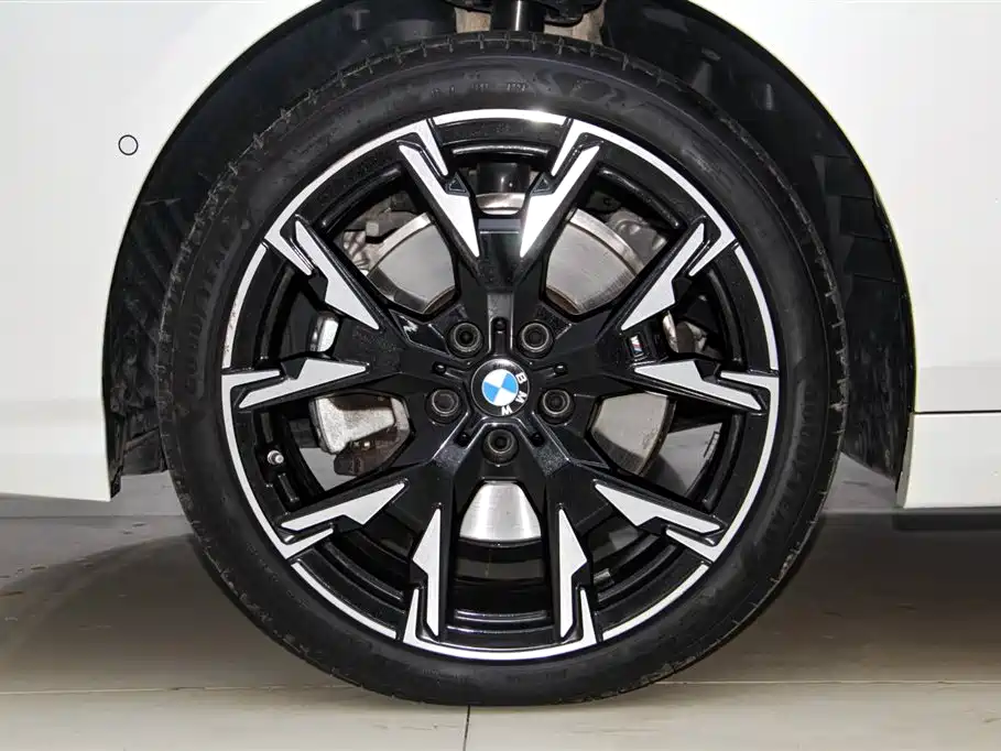 BMW BMW 2 Series 2025 Model 225L M Sport Shadow Night Package 2025 - thumbnail 26