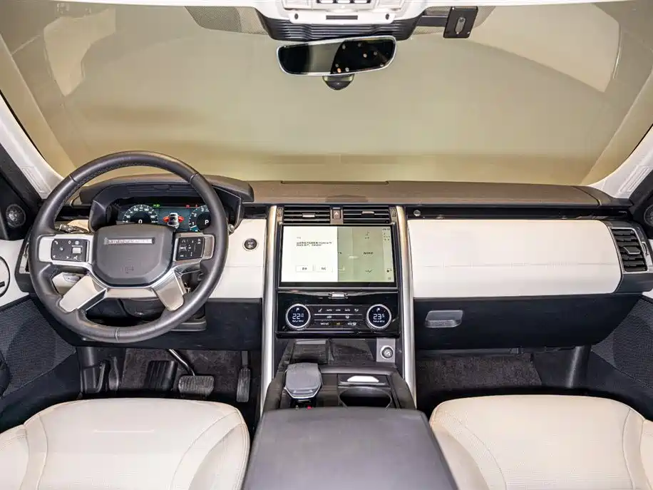 Land Rover Discovery 2024 360PS S 2025 - thumbnail 11