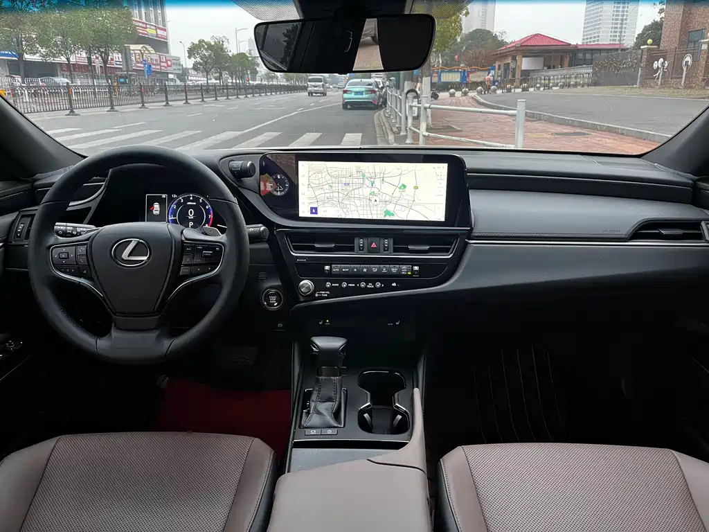 Lexus Lexus ES 2022 200 Excellent Edition 2023 - thumbnail 8