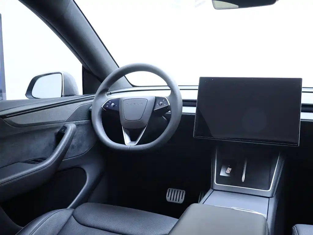 Tesla Model Y Long Range AWD 2025 2025 - thumbnail 14