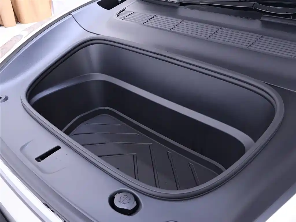 Tesla Model Y Long Range AWD 2025 2025 - thumbnail 24