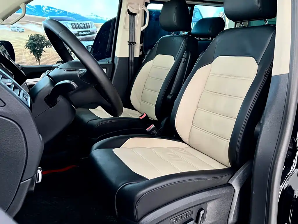 Volkswagen Volkswagen Multivan 2016 2.0 TSI 4MOTION Comfortline 6-seater 2017 - thumbnail 6