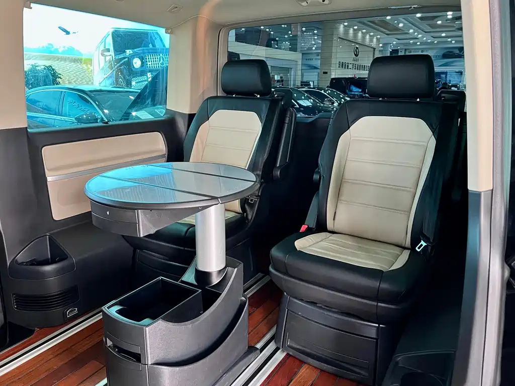 Volkswagen Volkswagen Multivan 2016 2.0 TSI 4MOTION Comfortline 6-seater 2017 - thumbnail 14
