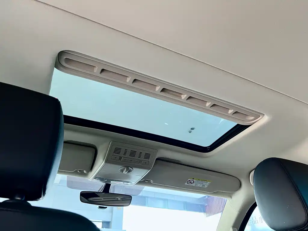 Volkswagen Volkswagen Multivan 2016 2.0 TSI 4MOTION Comfortline 6-seater 2017 - thumbnail 15