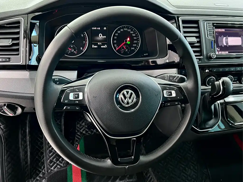 Volkswagen Volkswagen Multivan 2016 2.0 TSI 4MOTION Comfortline 6-seater 2017 - thumbnail 18