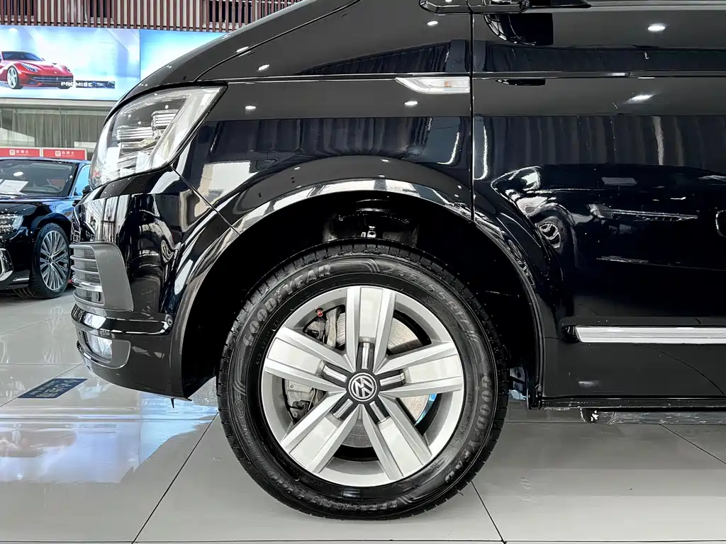 Volkswagen Volkswagen Multivan 2016 2.0 TSI 4MOTION Comfortline 6-seater 2017 - thumbnail 27
