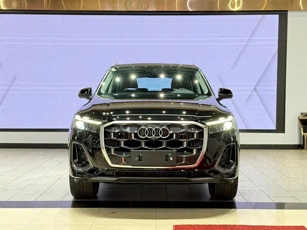 Audi Audi Q7 2025 55 TFSI quattro S line Sport 2025 - thumbnail 4