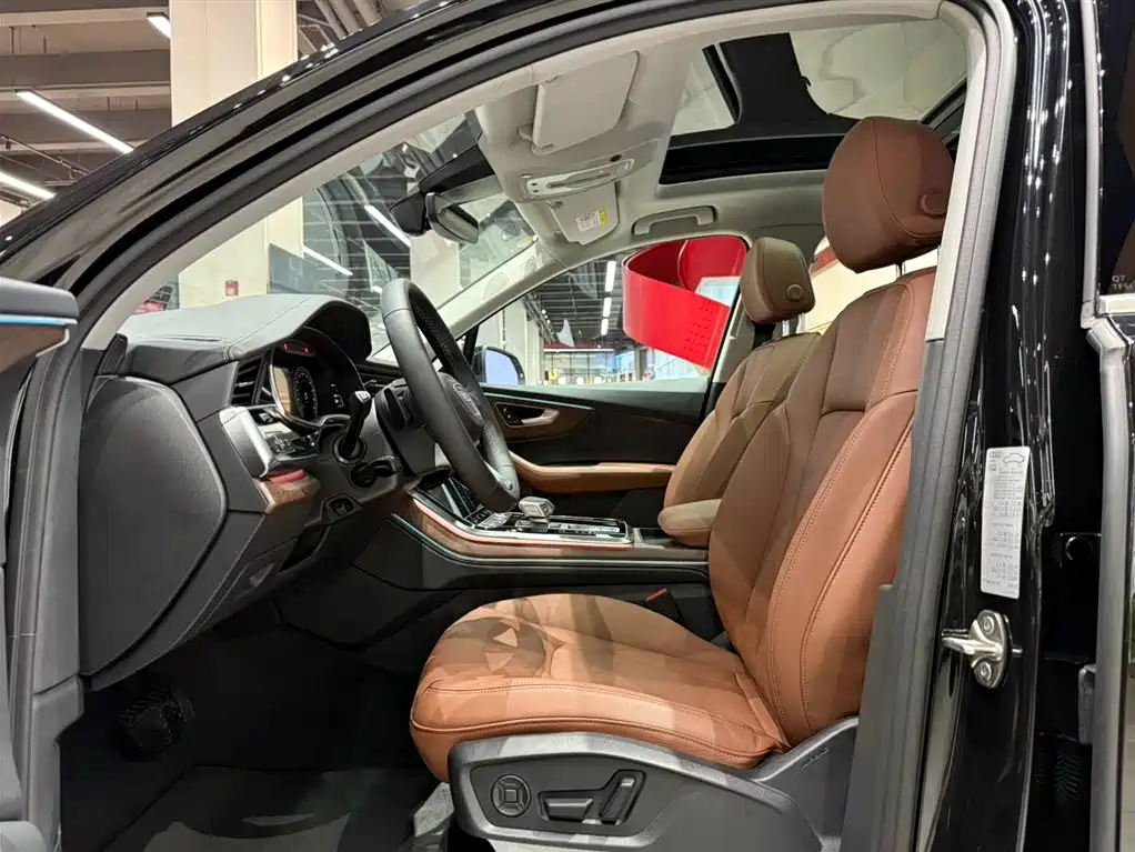 Audi Audi Q7 2025 55 TFSI quattro S line Sport 2025 - thumbnail 11