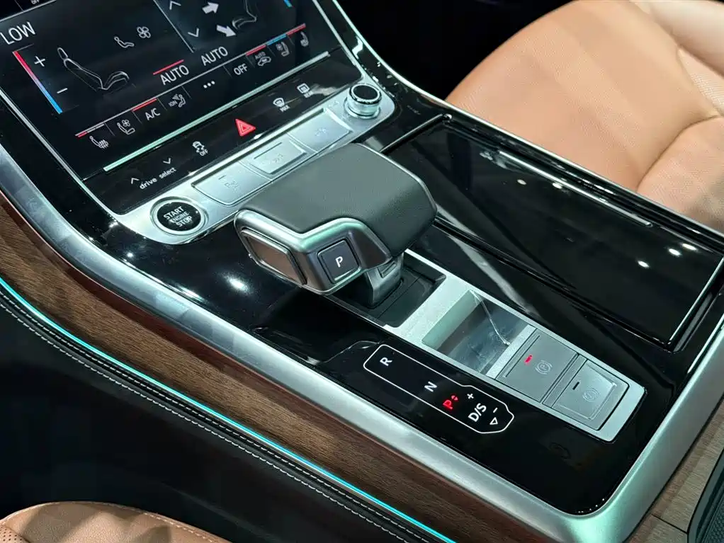 Audi Audi Q7 2025 55 TFSI quattro S line Sport 2025 - thumbnail 14