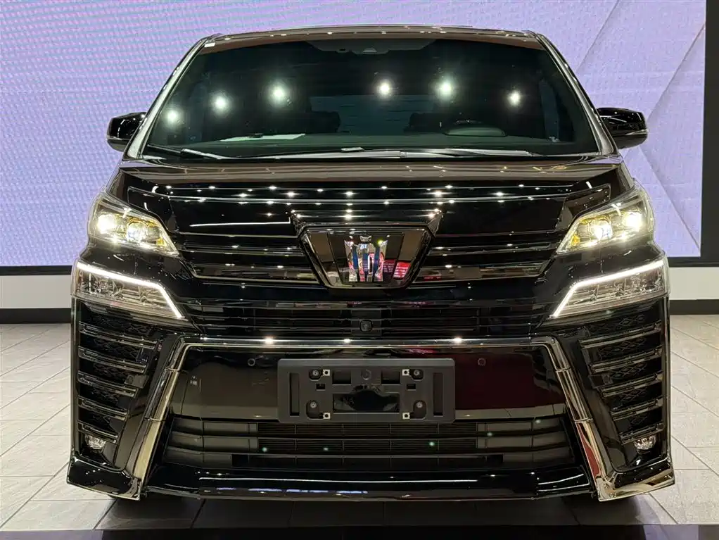 Toyota Alphard 2023 Crown Hybrid 2.5L HV Royal Edition 2023 - thumbnail 3