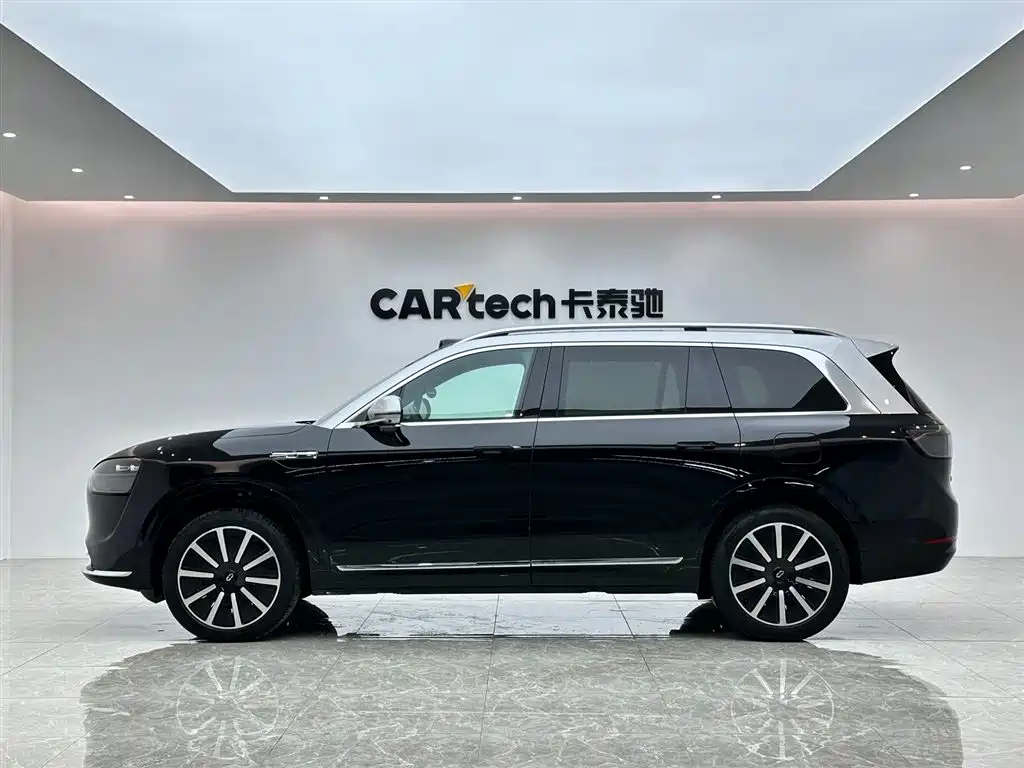 AITO M9 Aito M9 2024 Extended Range Ultra 42kWh 6-seater 2024 - thumbnail 2