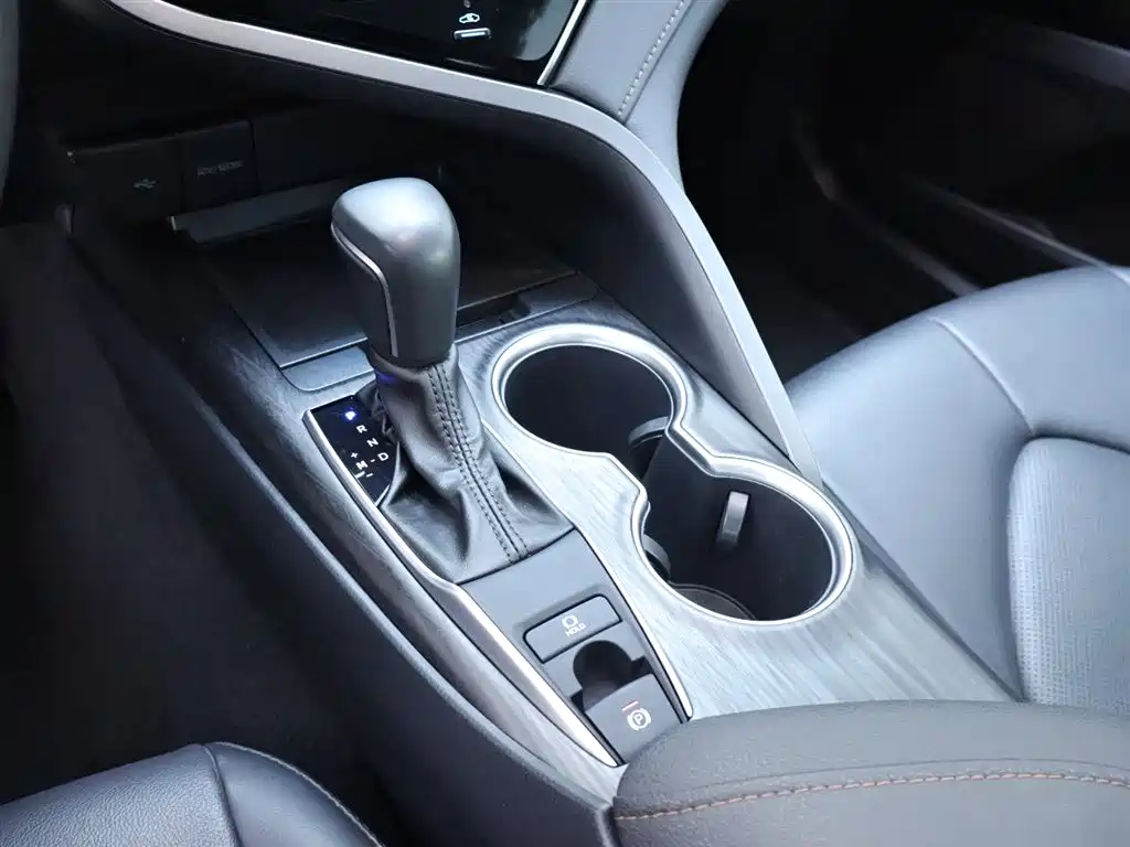 Toyota Toyota Camry 2021 2.0G Luxury Edition 2023 - thumbnail 12