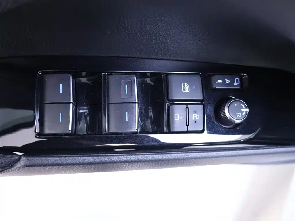 Toyota Toyota Camry 2021 2.0G Luxury Edition 2023 - thumbnail 17