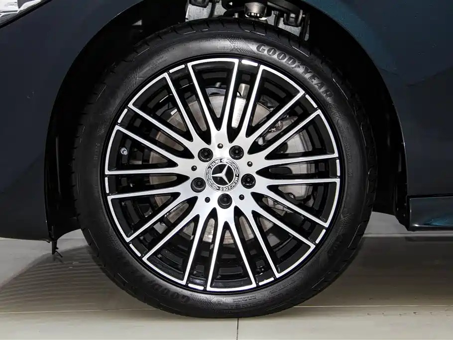 Mercedes-Benz Mercedes-Benz C-Class 2025 C 260 L Sport Edition 2025 - thumbnail 12