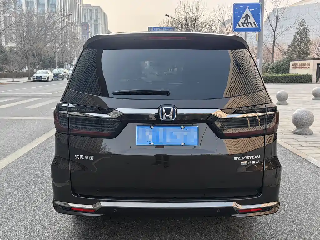 Honda Honda Elysion 2022 2.0L e:HEV Luxury Edition 2022 - thumbnail 3