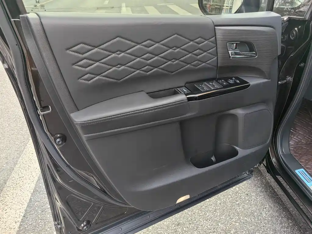 Honda Honda Elysion 2022 2.0L e:HEV Luxury Edition 2022 - thumbnail 28