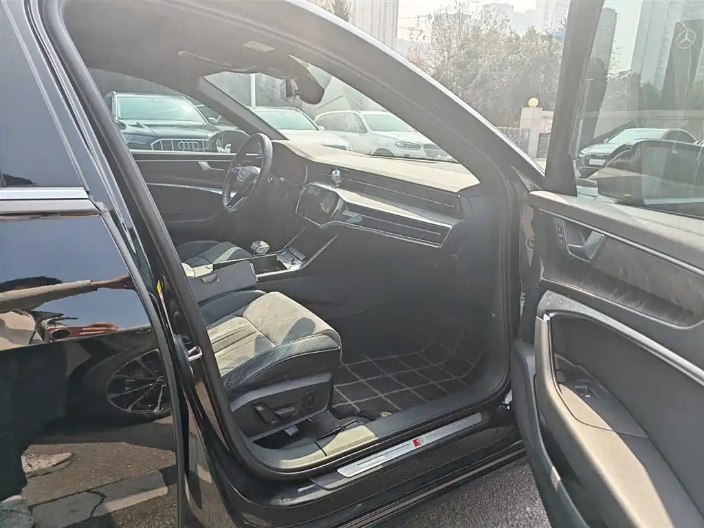 Audi Audi A6L e-tron 2020 55 TFSI e quattro 2021 - thumbnail 7