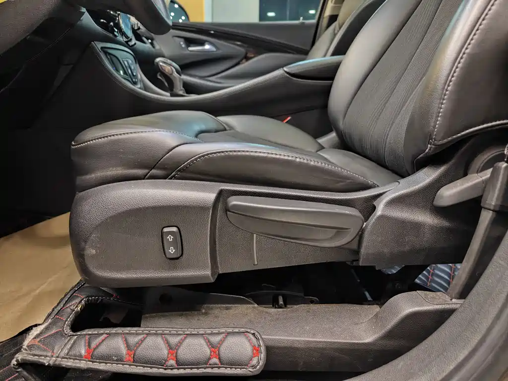 Buick Buick Envision Plus 2018 20T FWD Leading Edition 2018 - thumbnail 10