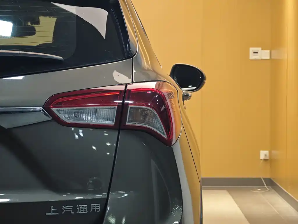 Buick Buick Envision Plus 2018 20T FWD Leading Edition 2018 - thumbnail 24