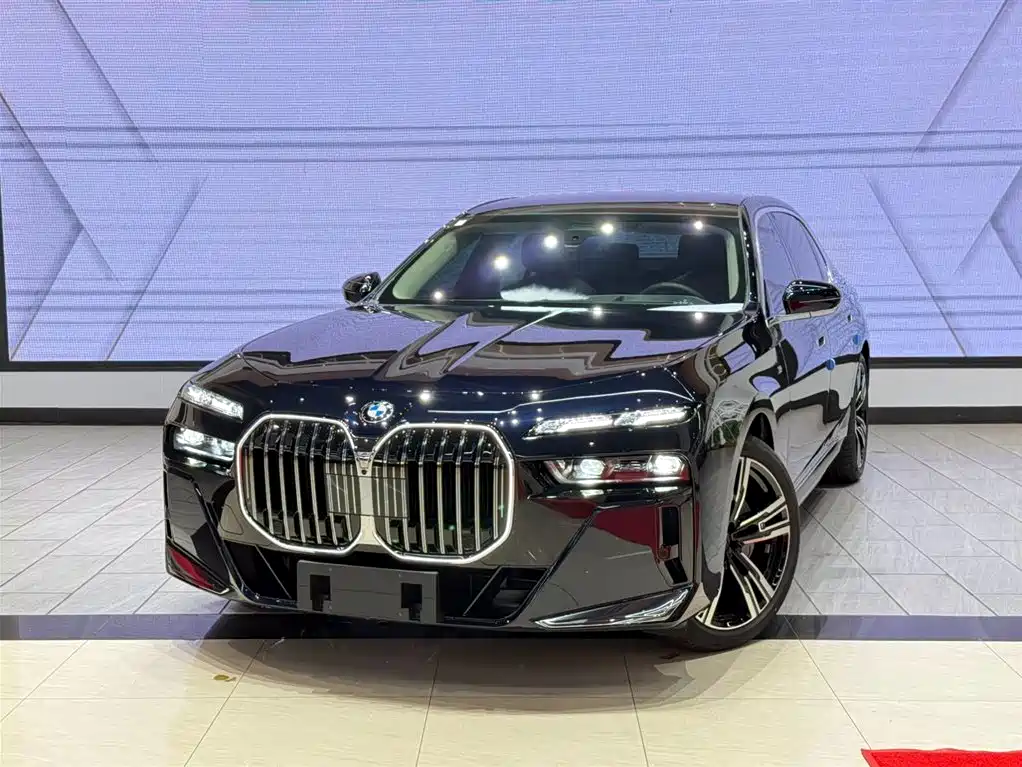BMW BMW 7 Series 2023 740Li Leading Model M Sport Package 2026 - thumbnail 3