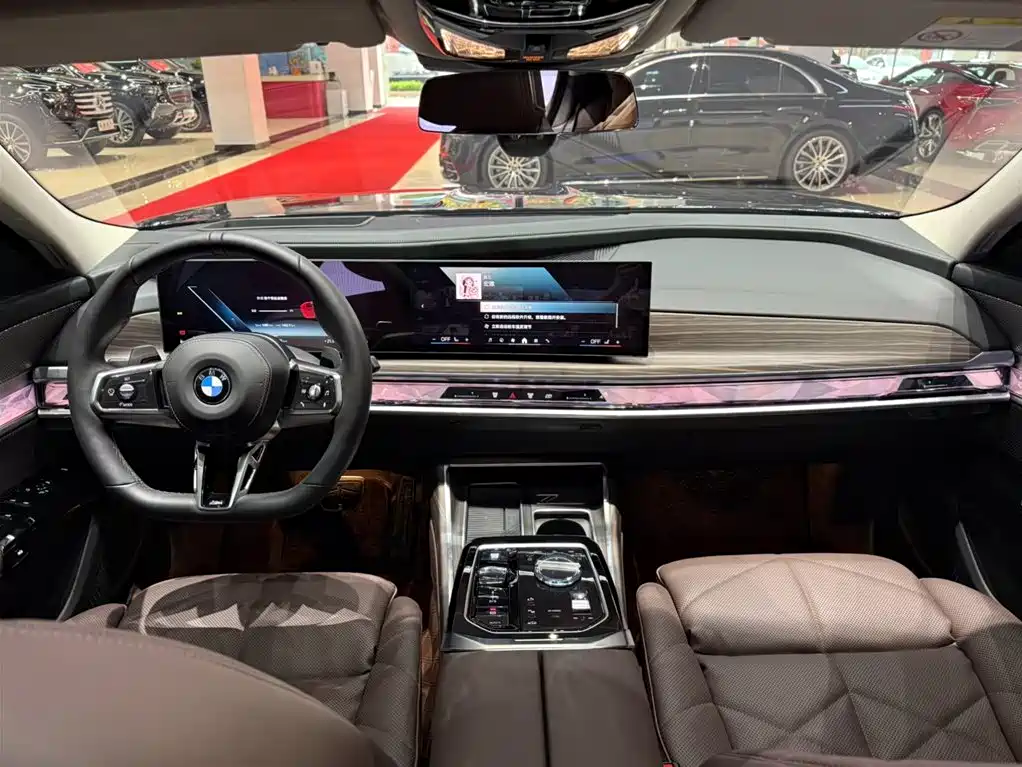 BMW BMW 7 Series 2023 740Li Leading Model M Sport Package 2026 - thumbnail 11