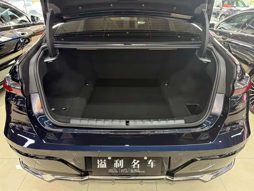 BMW BMW 7 Series 2023 740Li Leading Model M Sport Package 2026 - thumbnail 19