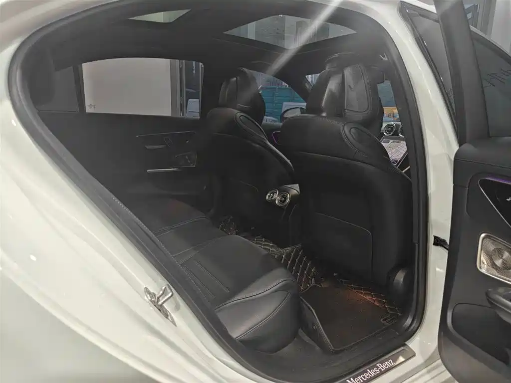 Mercedes-Benz Mercedes-Benz C-Class 2023 C 260 L Night Sport Edition 2023 - thumbnail 12
