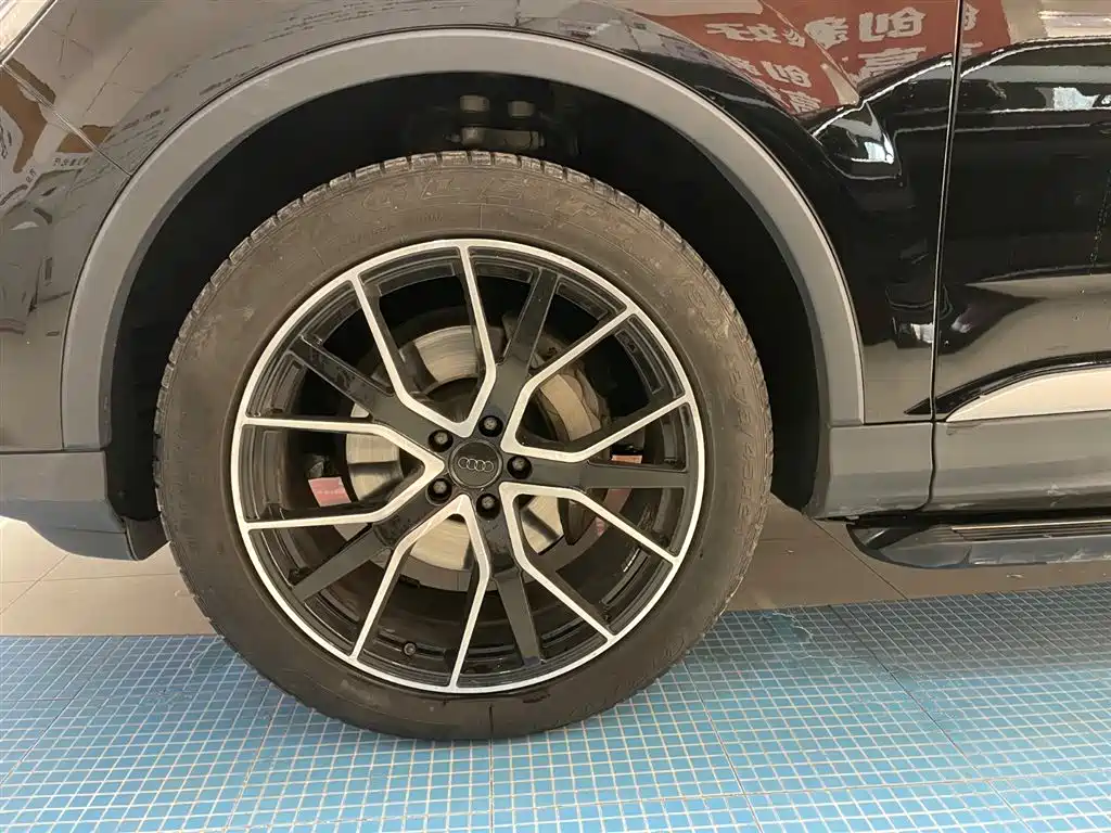 Audi Audi Q7 2022 45 TFSI quattro S line Sport 2022 - thumbnail 23