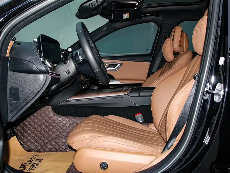 Mercedes-Benz Mercedes-Benz E-Class 2024 Facelift E 300 L Fashion Edition 2024 - thumbnail 18