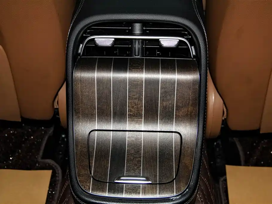 Mercedes-Benz Mercedes-Benz E-Class 2024 Facelift E 300 L Fashion Edition 2024 - thumbnail 22