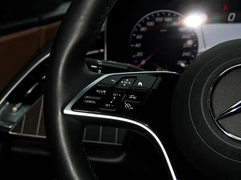 Mercedes-Benz Mercedes-Benz E-Class 2024 Facelift E 300 L Fashion Edition 2024 - thumbnail 26
