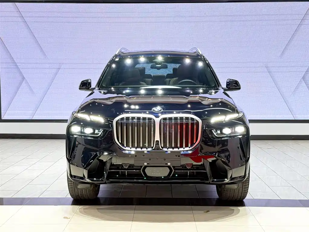 BMW BMW X7 xDrive40i M Sport Package Premium 2023 2024 - thumbnail 4