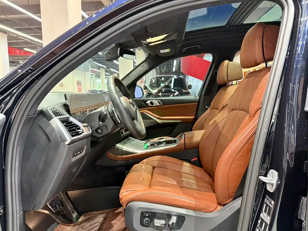 BMW BMW X7 xDrive40i M Sport Package Premium 2023 2024 - thumbnail 13