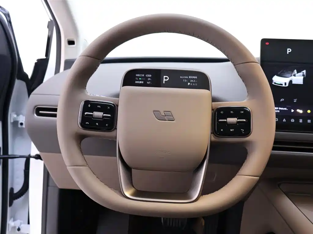 Li Auto Li Auto L9 2025 Standard Edition 2025 - thumbnail 16
