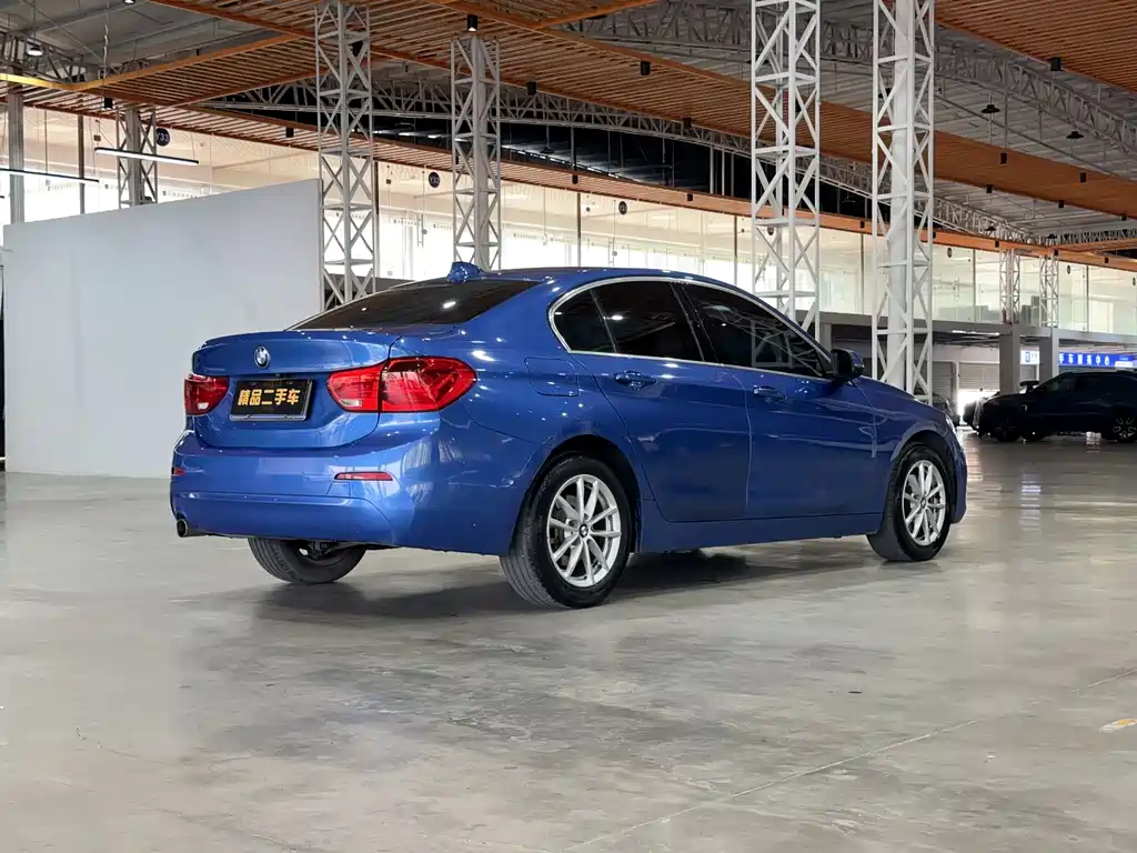BMW BMW 1 Series 2018 118i Fashion Edition 2019 - thumbnail 4