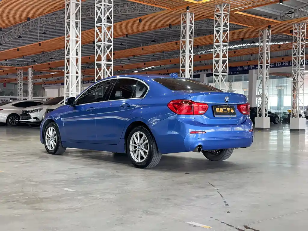 BMW BMW 1 Series 2018 118i Fashion Edition 2019 - thumbnail 5