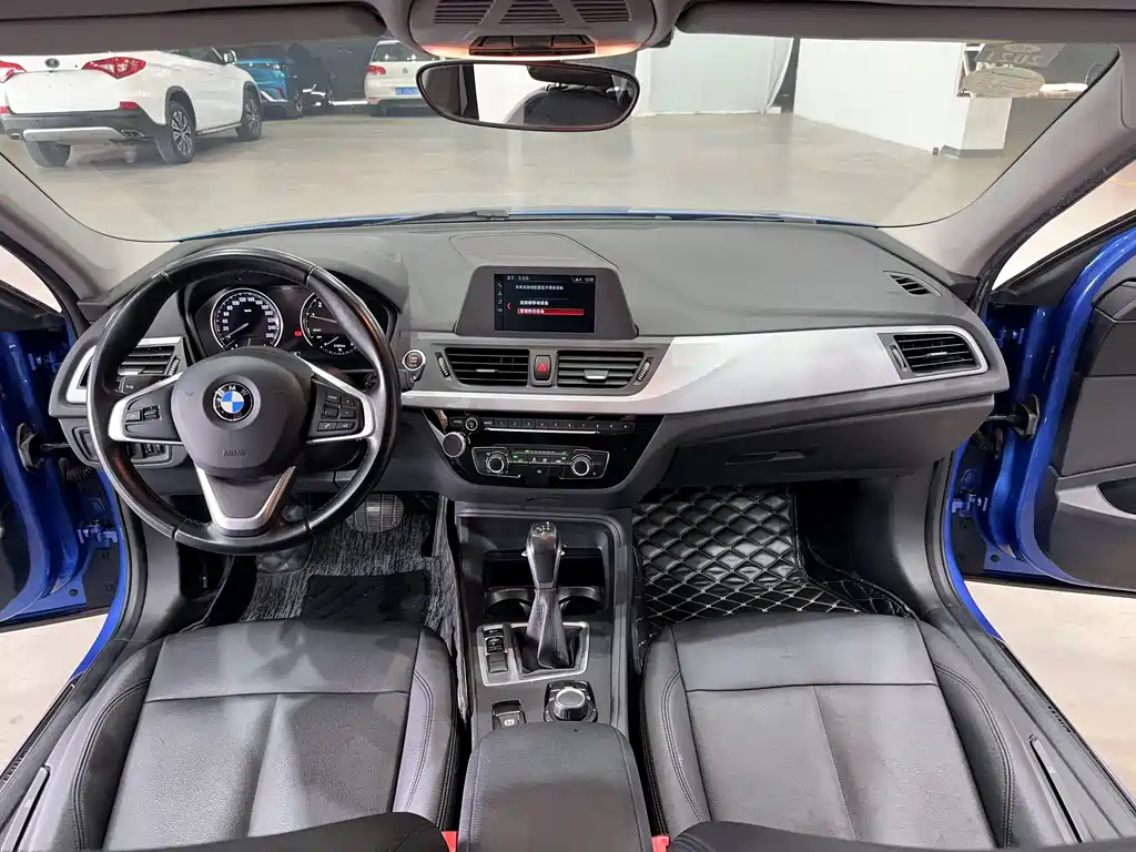 BMW BMW 1 Series 2018 118i Fashion Edition 2019 - thumbnail 18
