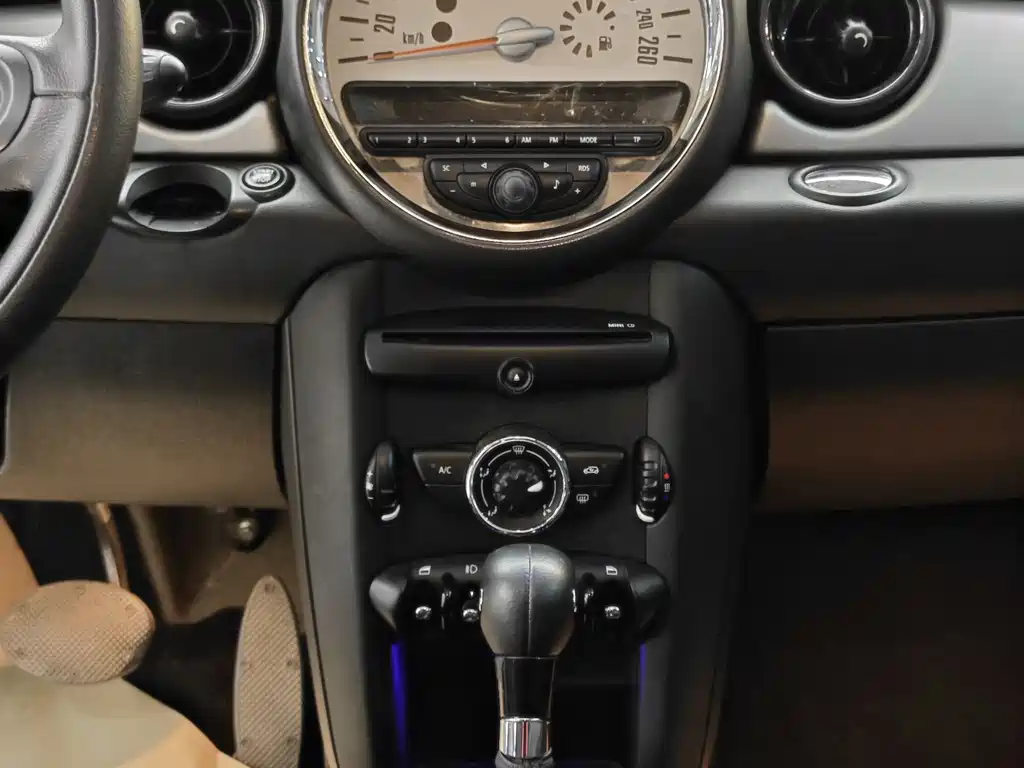 MINI MINI 2013 1.6L ONE First Edition Limited 2014 - thumbnail 18