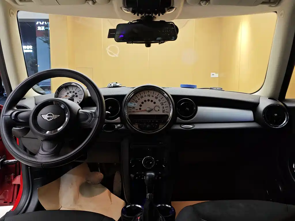 MINI MINI 2013 1.6L ONE First Edition Limited 2014 - thumbnail 19