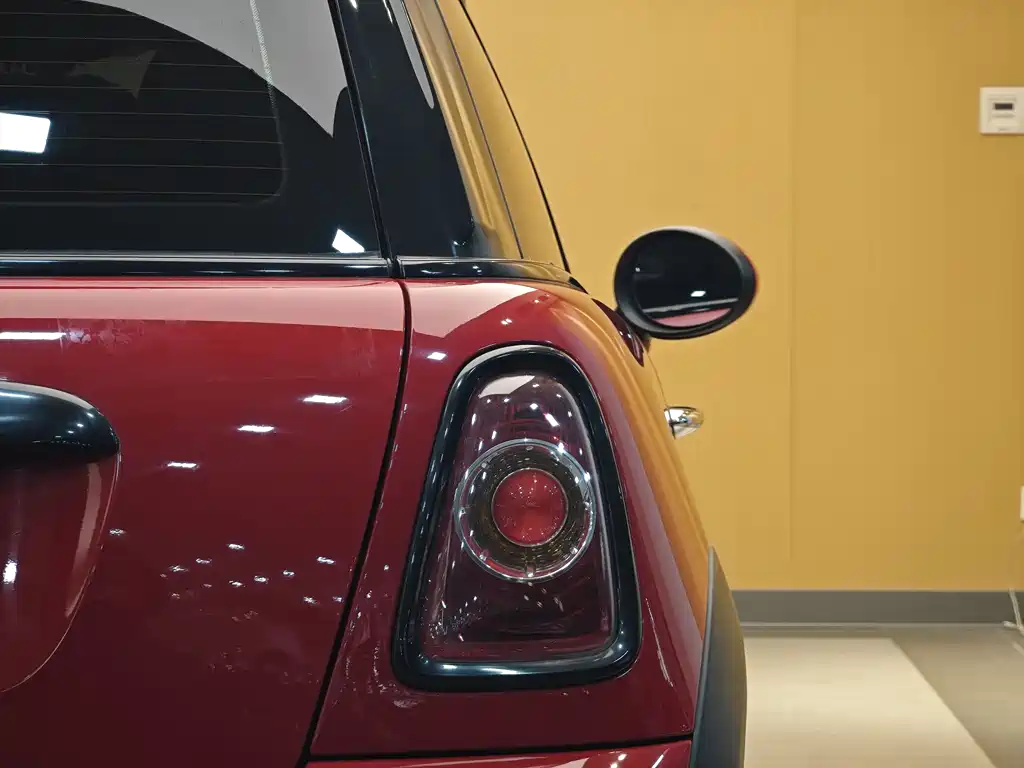 MINI MINI 2013 1.6L ONE First Edition Limited 2014 - thumbnail 23