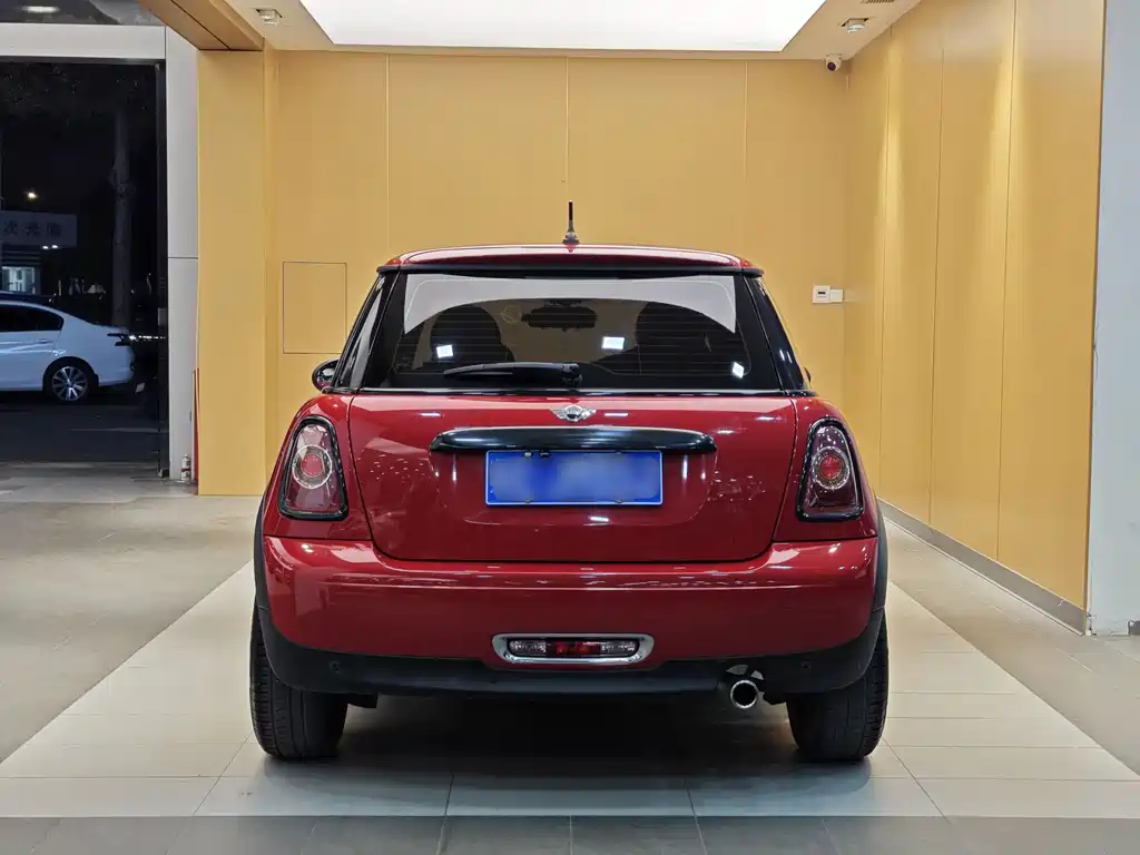 MINI MINI 2013 1.6L ONE First Edition Limited 2014 - thumbnail 25