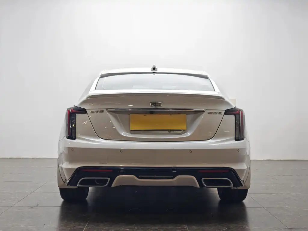 Cadillac Cadillac CT5 2023 28T Platinum Edition 2023 - thumbnail 6