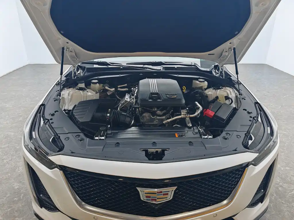 Cadillac Cadillac CT5 2023 28T Platinum Edition 2023 - thumbnail 13
