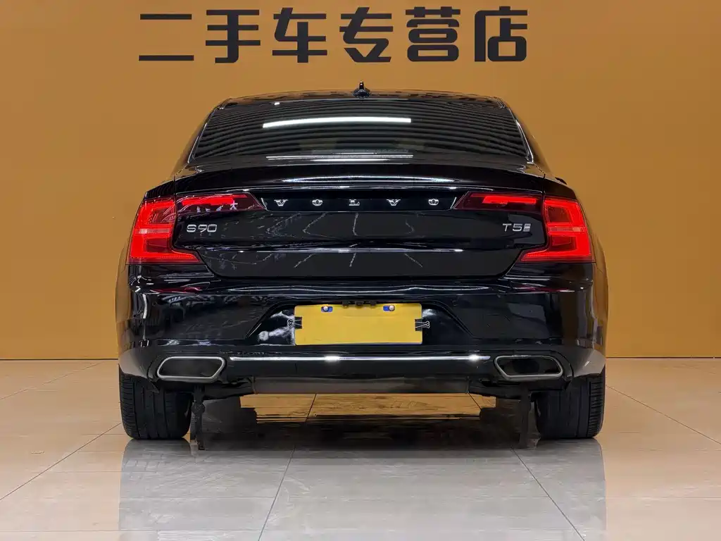 Volvo Volvo S90 2019 T5 IntelliLink Edition 2019 - thumbnail 4