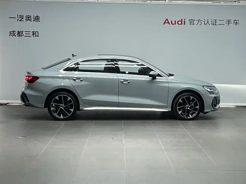 Audi Audi A3 2025 A3L Limousine 35 TFSI Premium Comfort 2024 - thumbnail 3