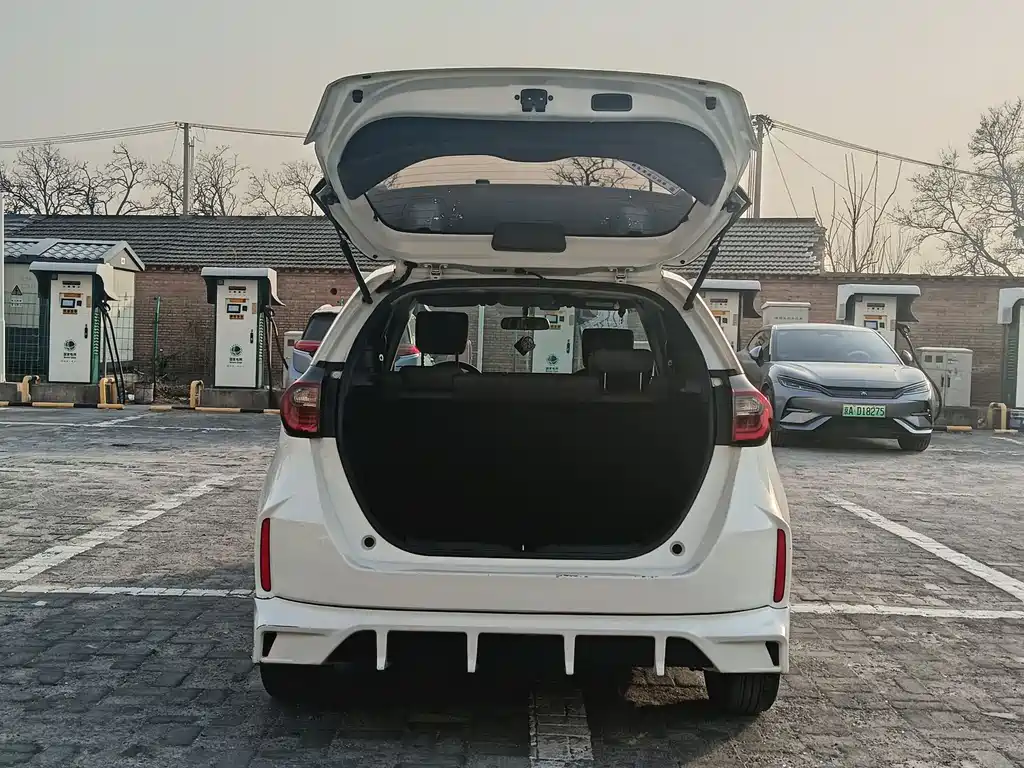 Honda Honda Fit 2022 1.5L CVT Infinite MUGEN Edition 2022 - thumbnail 8