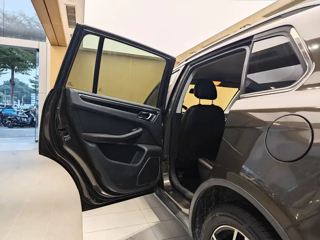 Zotye Dymax X5 2017 Upgrade Edition 1.5T Manual Luxury Model 2017 - thumbnail 20
